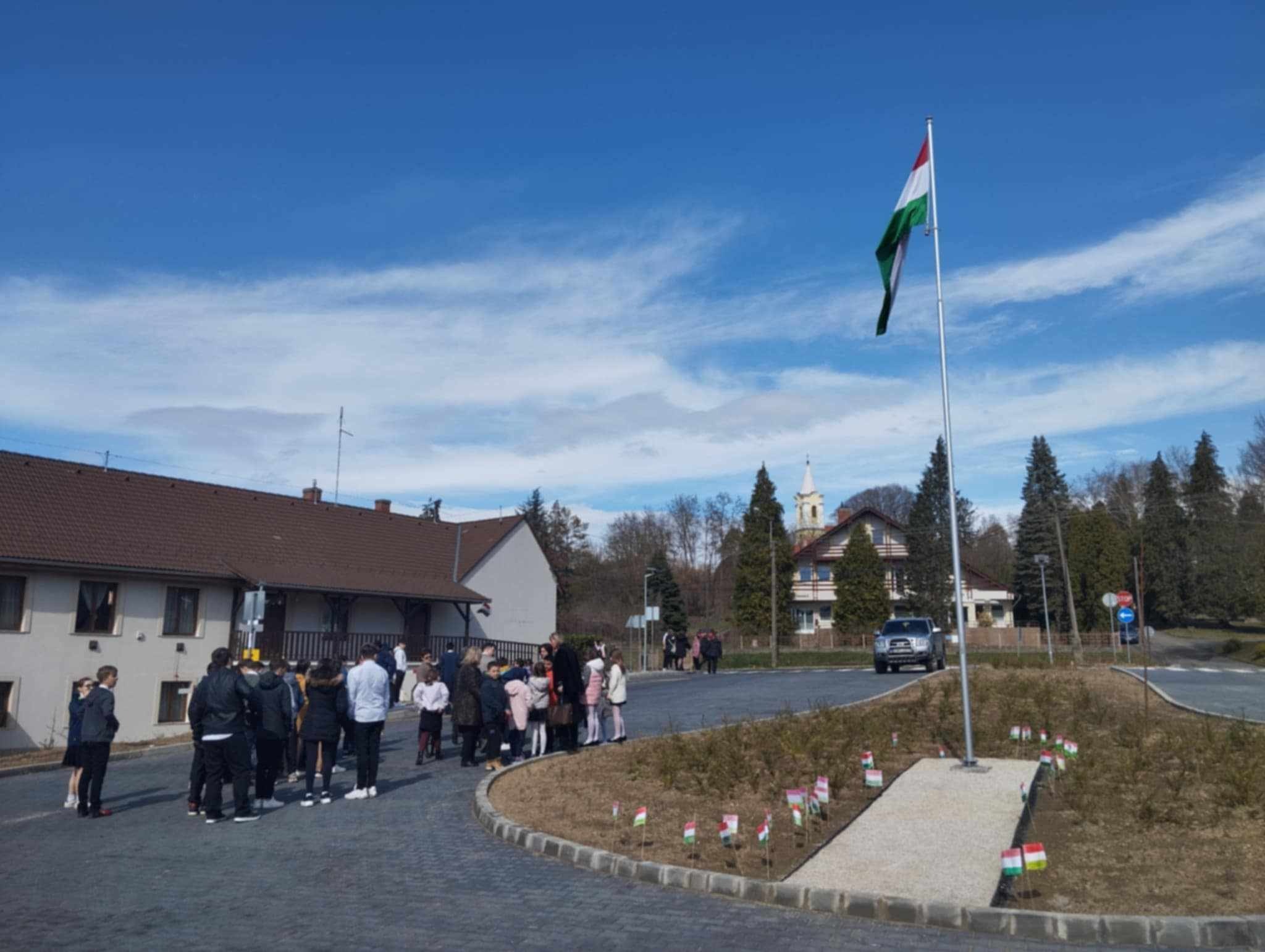 Már rá sem ismersz a faluközpontra Szentbalázson!