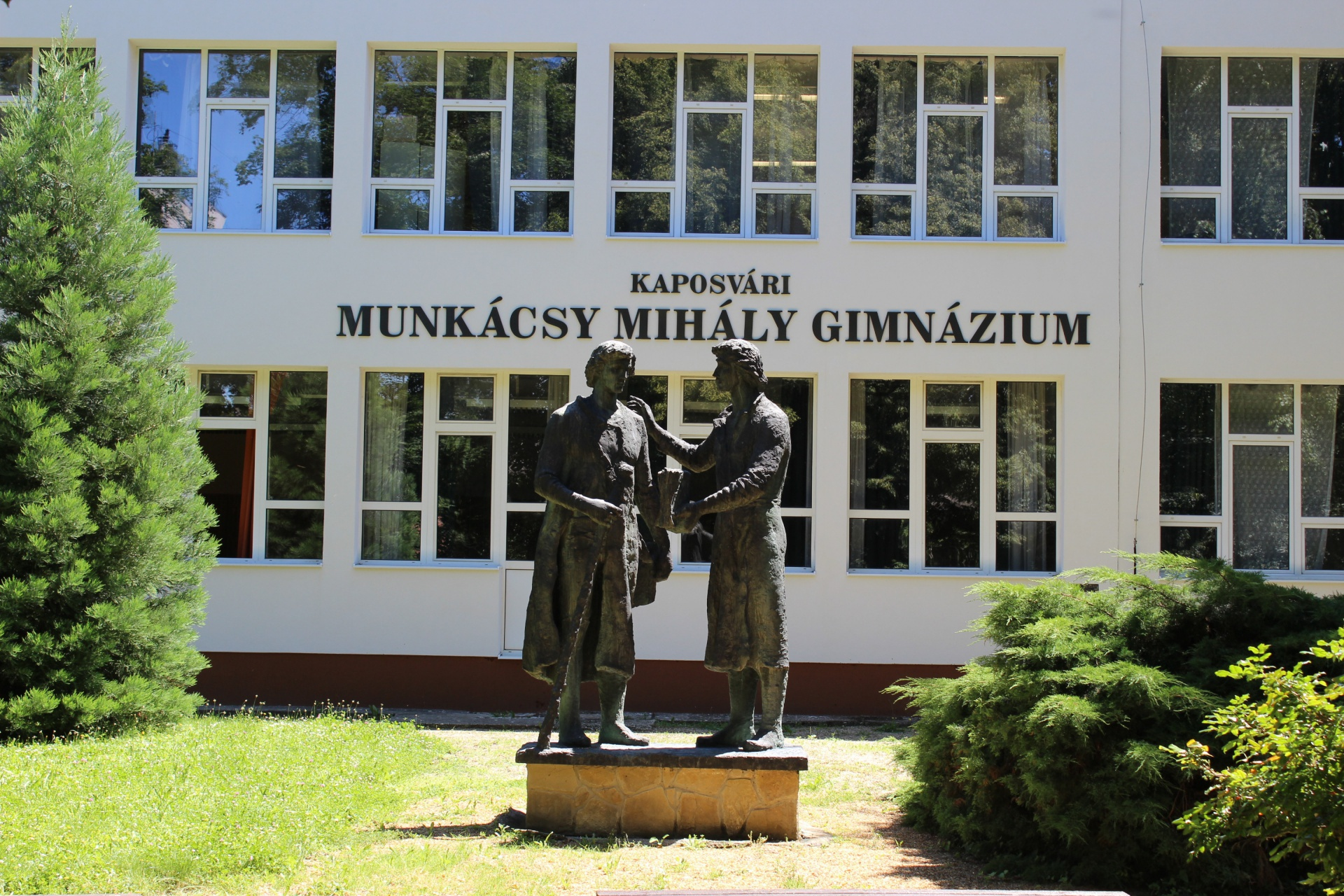 Munk&aacute;csy