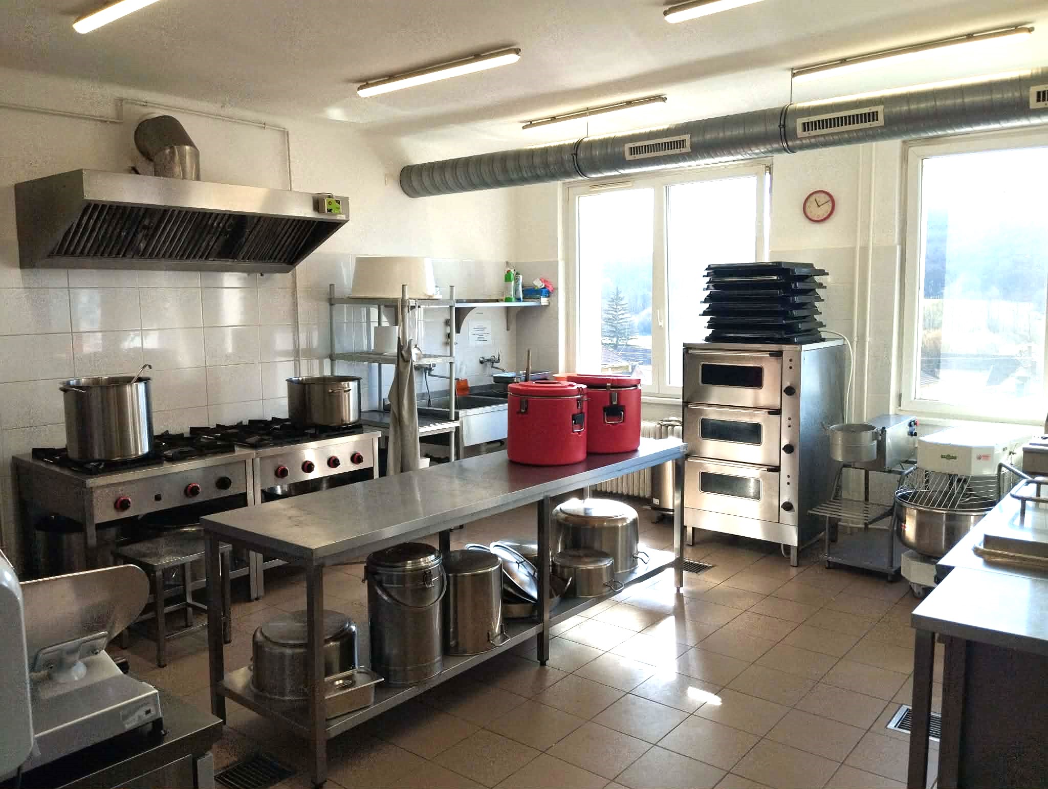 Szentbalázs elemózsiakonyha 031