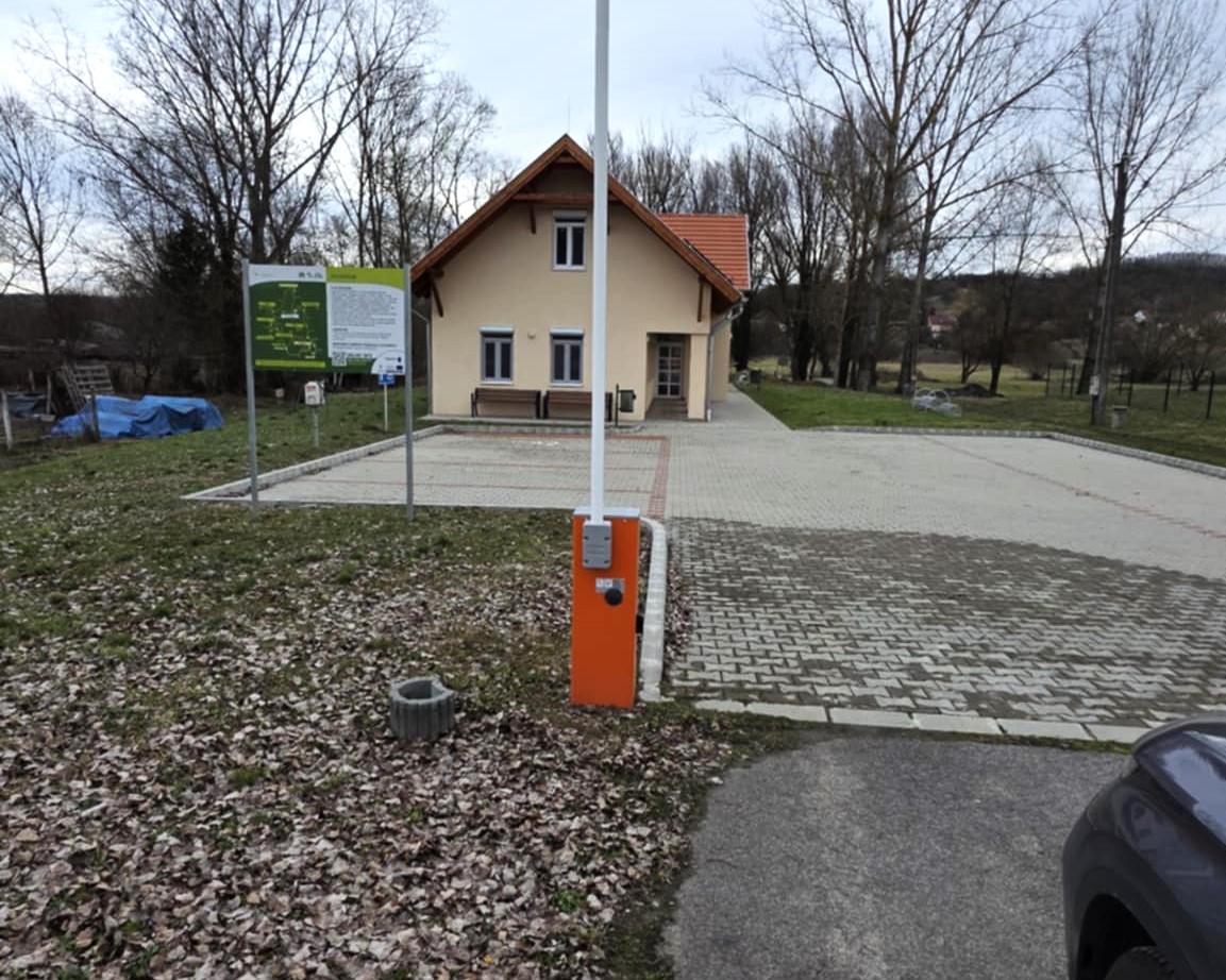 Zselickislak - ker&eacute;kp&aacute;ros pihenő honlap2