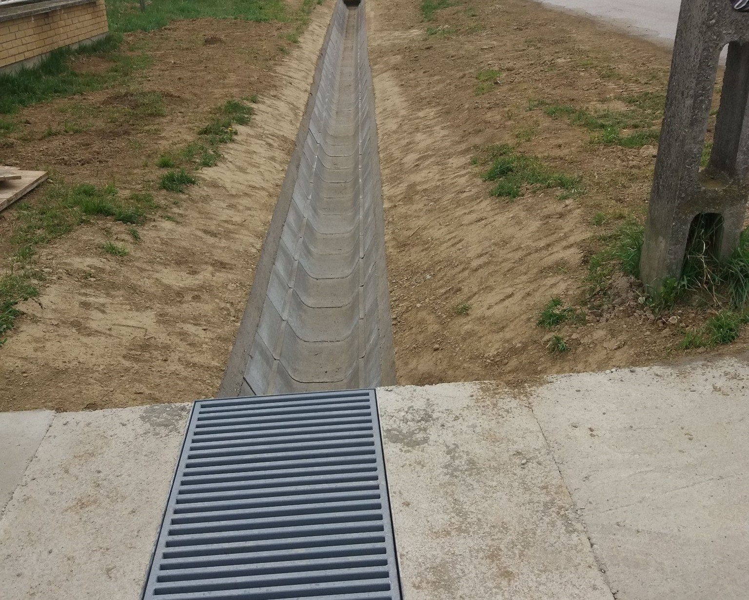 belv&iacute;z2 alak&iacute;tott