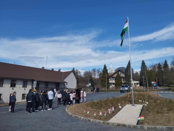 Már rá sem ismersz a faluközpontra Szentbalázson!