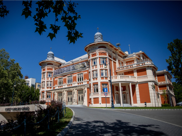 Hihetetlen átalakulás: Így lett 9,5 milliárd forintból a Kaposvári Színház a város legszebb kulturális ékköve!