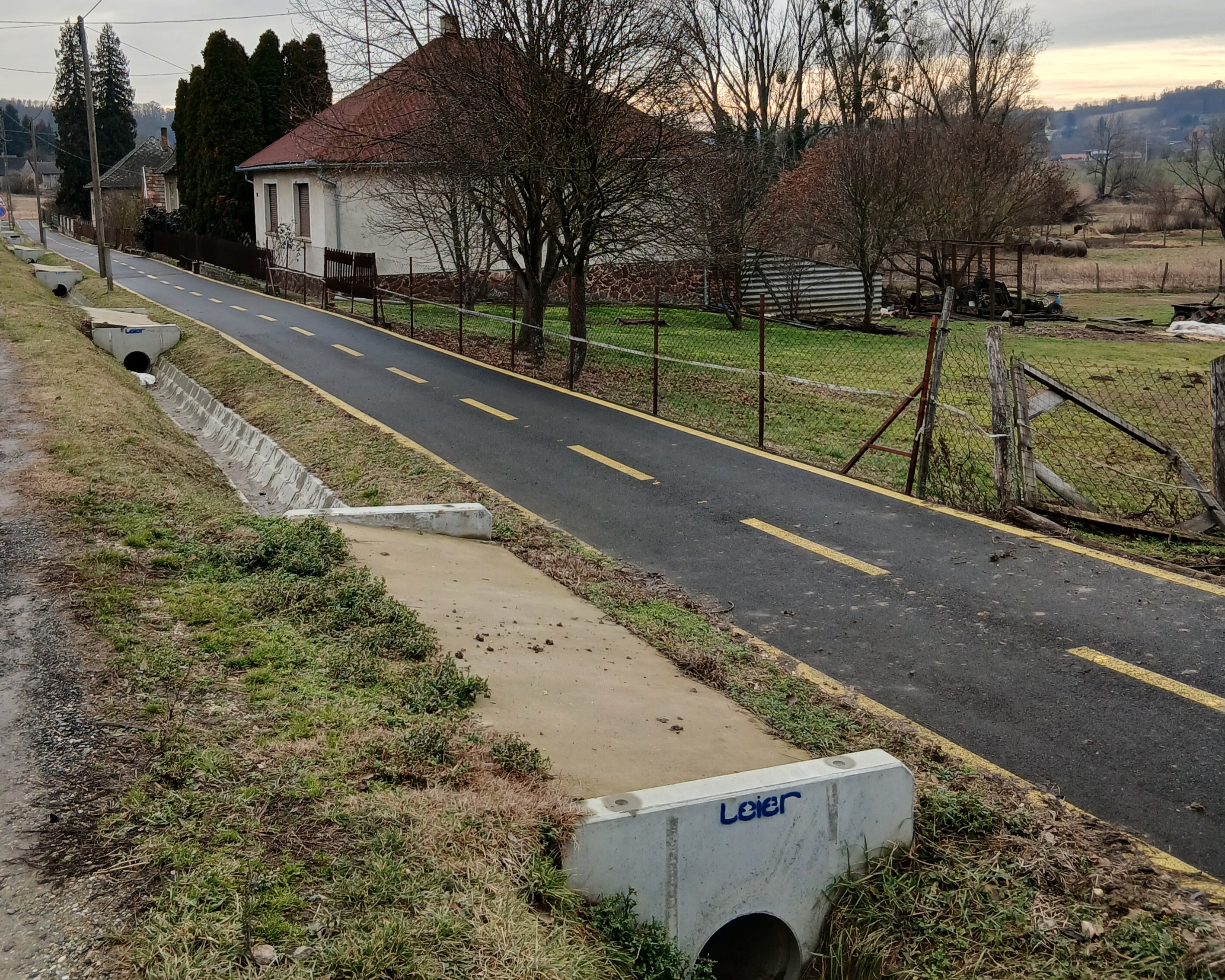 v&iacute;zelvezet&eacute;s